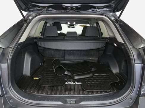 Used 2024 Toyota RAV4 LE AWD/4WD image 12