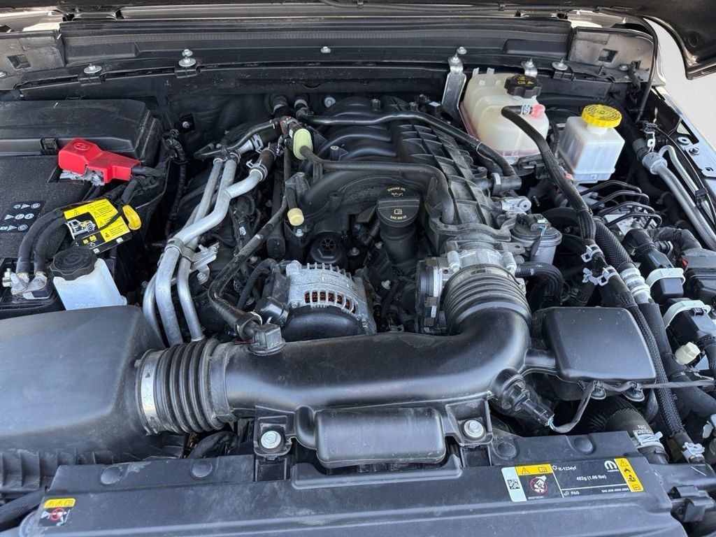 Used 2023 Jeep Gladiator Sport AWD/4WD image 24