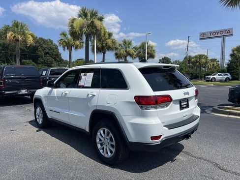 Used 2021 Jeep Grand Cherokee Laredo X RWD image 8