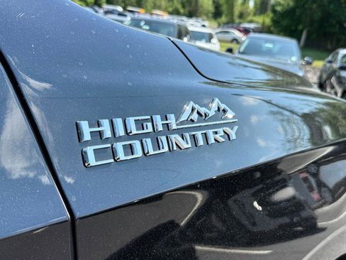Certified 2026 Chevrolet Tahoe High Country AWD/4WD image 8