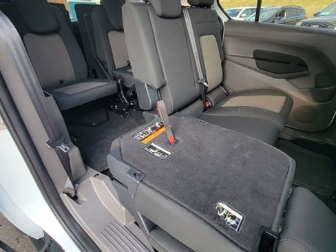 Used 2020 Ford Transit Connect XL image 29