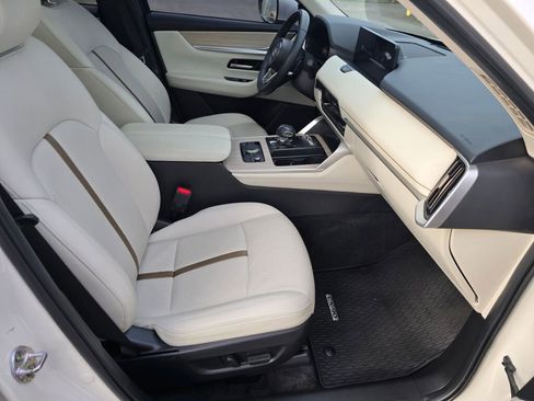 Used 2024 MAZDA CX-90 Plug-In Hybrid w/ Premium Plus image 11