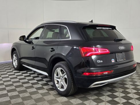 Used 2019 Audi Q5 2.0T Premium w/ Convenience Package AWD/4WD image 5
