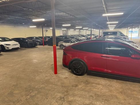 Used 2023 Tesla Model Y Long Range image 19