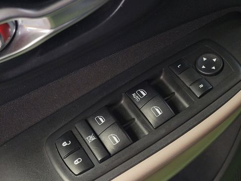 Used 2018 Jeep Cherokee Latitude image 27