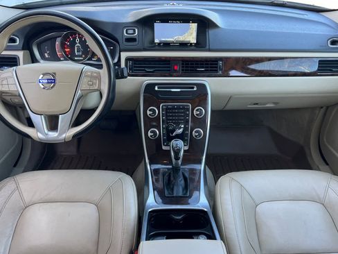 Used 2015 Volvo S80 T5 w/ Convenience Package image 4