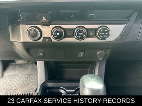 Used 2017 Toyota Tacoma SR AWD/4WD image 20