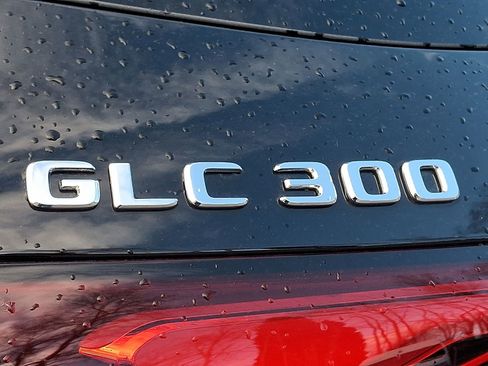 Certified 2025 Mercedes-Benz GLC 300 GLC 300 image 32