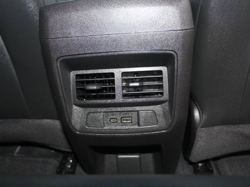 Used 2025 Chevrolet Colorado LT w/ LT Convenience Package RWD image 19