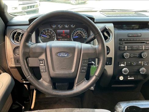 Used 2012 Ford F150 XLT w/ XLT Chrome Pkg image 8
