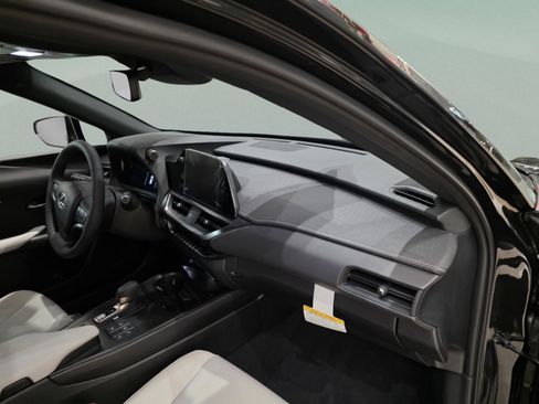 New 2025 Lexus UX 300h FWD image 29