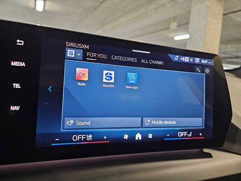 Used 2025 BMW 228i xDrive w/ Premium Package AWD/4WD image 15