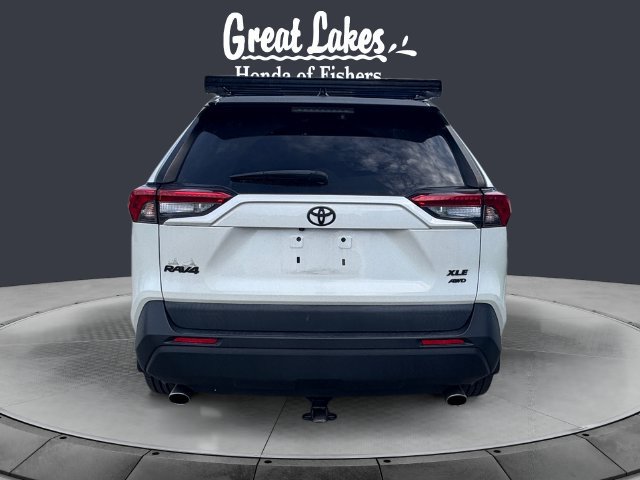 Used 2021 Toyota RAV4 XLE Premium AWD/4WD image 4