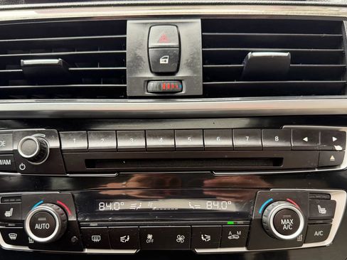 Used 2018 BMW 230i xDrive Coupe image 19