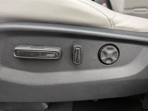 Used 2022 Honda CR-V EX-L image 11