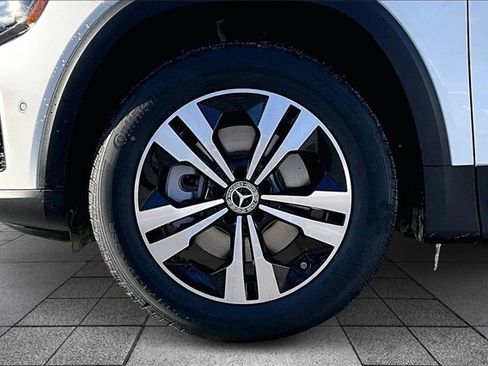 New 2026 Mercedes-Benz GLB 250 4MATIC image 15
