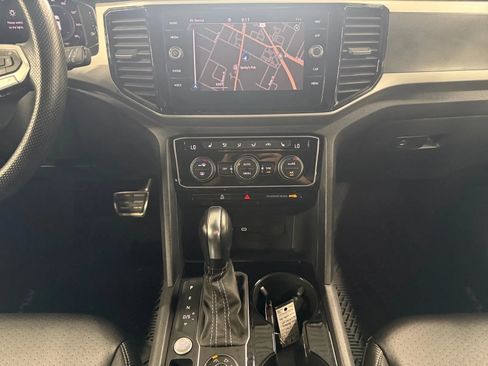 Used 2022 Volkswagen Atlas Cross Sport SEL R-Line AWD/4WD image 23
