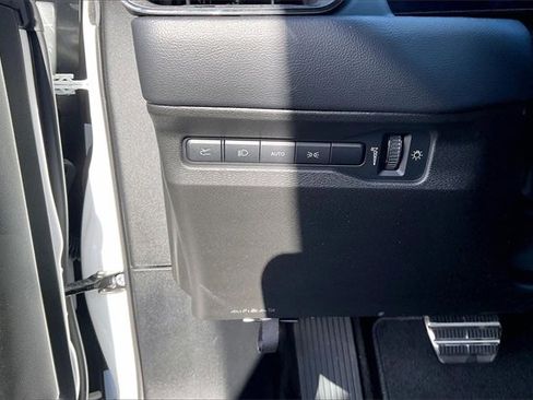 Used 2024 Dodge Charger R/T w/ Plus Group image 29