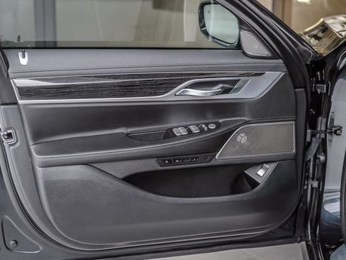 Used 2019 BMW 740i w/ M Sport Package RWD image 50