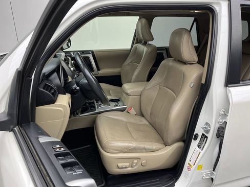 Used 2012 Toyota 4Runner SR5 w/ Premium Pkg AWD/4WD image 9