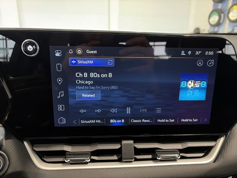 New 2026 Chevrolet Equinox LT w/ Convenience Package II image 19