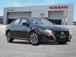 Certified 2024 Nissan Altima 2.5 SV video 1