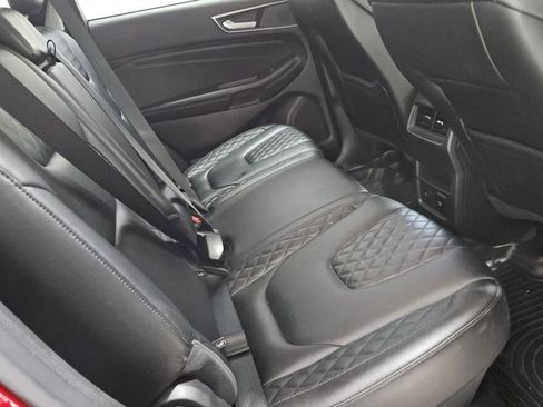 Used 2023 Ford Edge Titanium AWD/4WD image 9