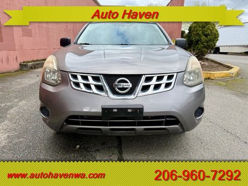 Used 2014 Nissan Rogue S w/ Convenience Package image 3