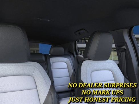 New 2026 Chevrolet Equinox EV LT image 24