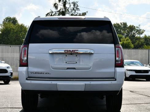 Used 2019 GMC Yukon XL Denali w/ Denali Ultimate Package AWD/4WD image 6