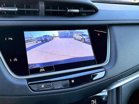 Used 2021 Cadillac XT5 Premium Luxury image 25