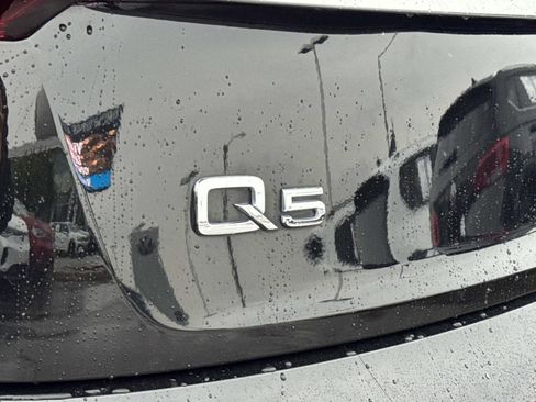Used 2021 Audi Q5 Premium Plus w/ Premium Plus Package image 28