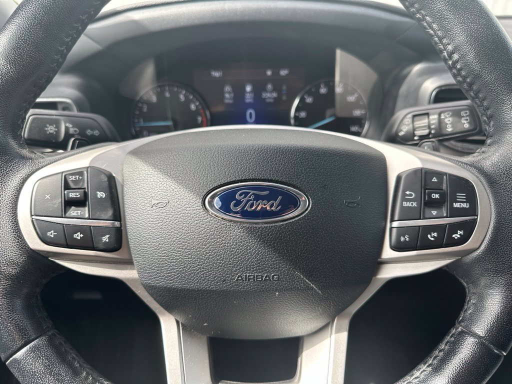 Certified 2021 Ford Explorer XLT w/ Equipment Group 202A AWD/4WD image 43