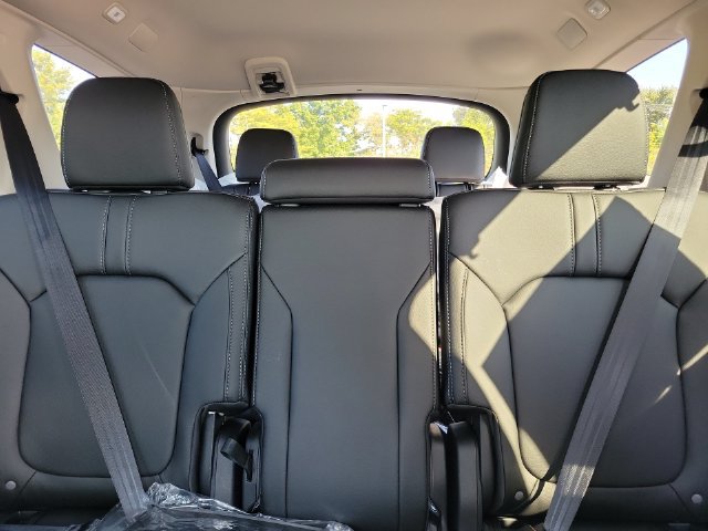New 2026 Honda Pilot Touring image 21