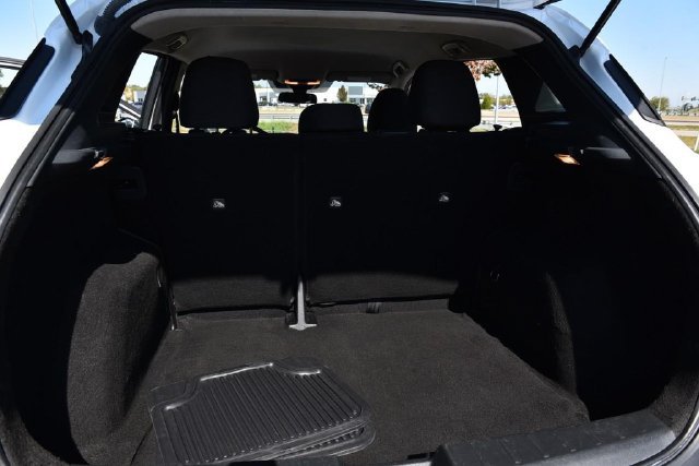 Used 2025 Nissan Kicks S FWD image 22