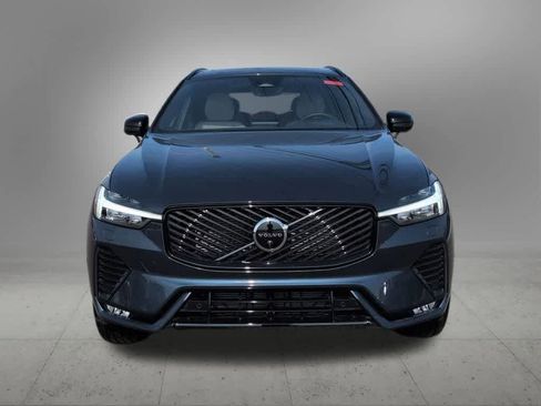 New 2026 Volvo XC60 B5 Plus w/ Protection Package Premier image 9