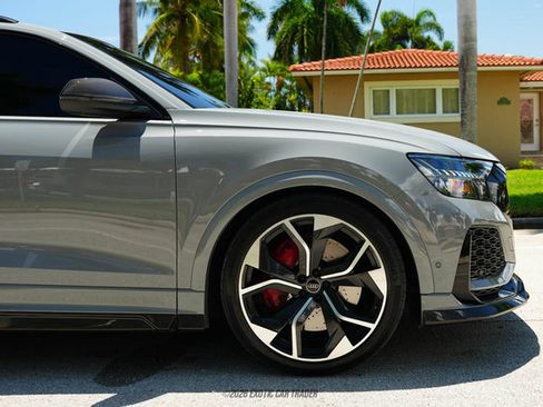 Used 2024 Audi RS Q8 AWD/4WD image 9