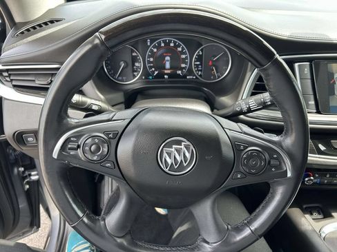 Used 2019 Buick Enclave Avenir w/ Avenir Technology Package FWD image 33