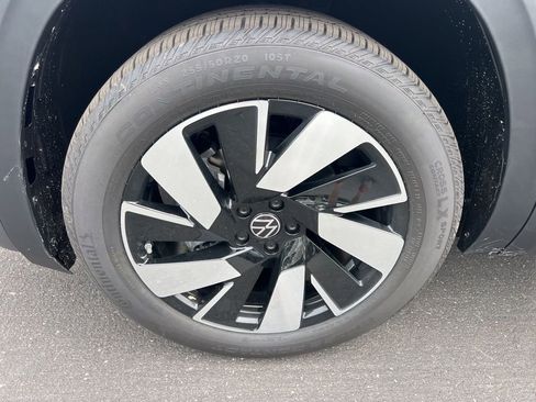 New 2026 Volkswagen Atlas Cross Sport SE AWD/4WD image 7