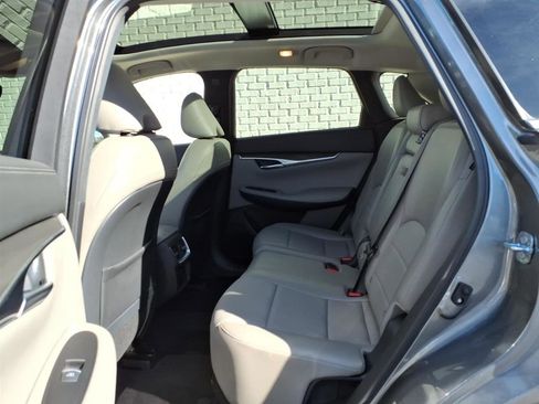 Used 2025 INFINITI QX50 Luxe image 13