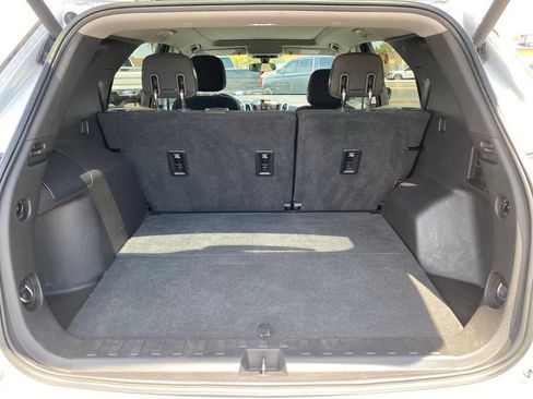 Used 2018 Chevrolet Equinox LT w/ Sun & Infotainment Package FWD image 22