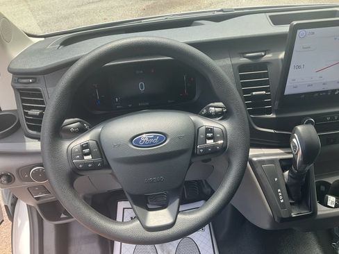 New 2026 Ford Transit 250 Low Roof RWD image 19
