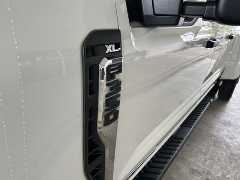 Used 2025 Ford F350 XL w/ XL Driver Assist Package AWD/4WD image 14