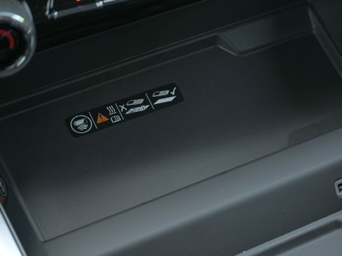 New 2026 Chevrolet Suburban High Country AWD/4WD image 35