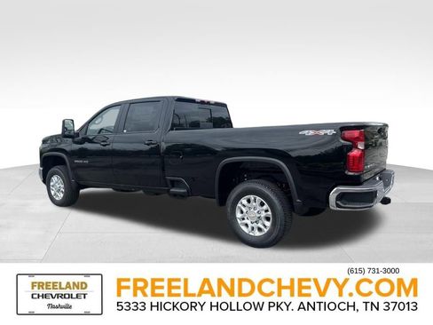 New 2025 Chevrolet Silverado 3500 LT w/ All Star Edition image 4