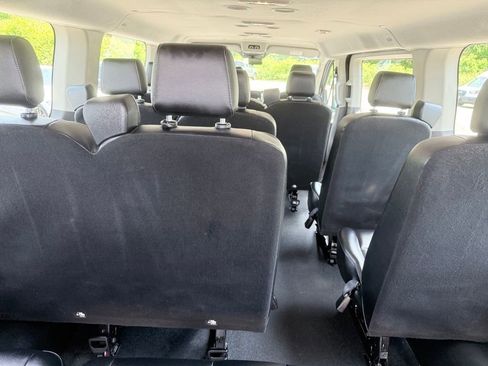 Used 2022 Ford Transit 350 XL RWD image 23