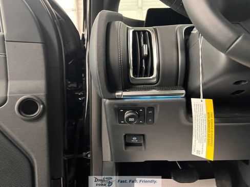 New 2026 Ford Expedition Platinum w/ Stealth Appearance Package AWD/4WD image 32