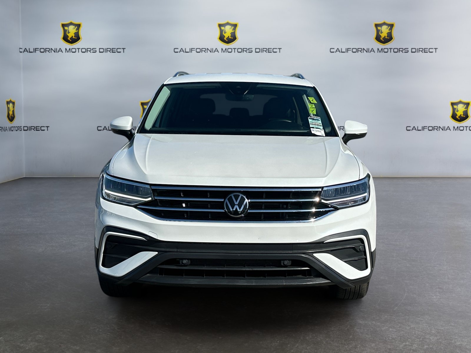 Used 2023 Volkswagen Tiguan SE FWD image 8