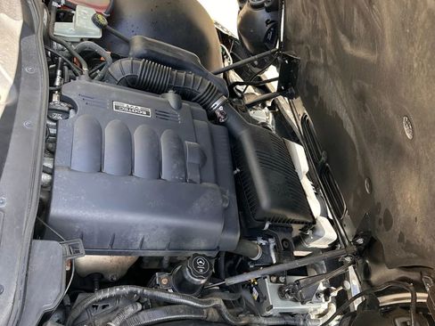 Used 2006 Pontiac Solstice Convertible w/ Premium Package image 16