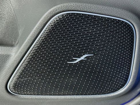 Used 2024 Mercedes-Benz GLB 250 4MATIC image 21